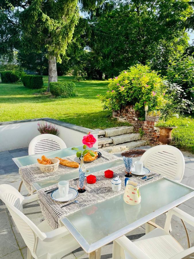 Le Logis D'Anne-Sophie Bed & Breakfast Chuignolles Eksteriør bilde